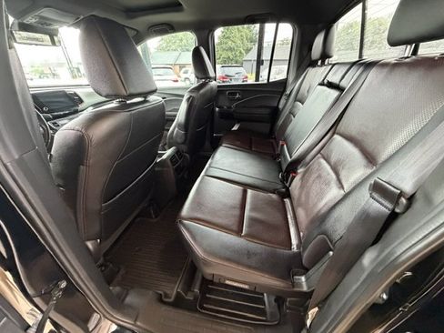 Used 2021 Honda Ridgeline Black Edition image 12