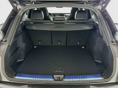 New 2025 Audi SQ5 Prestige image 25