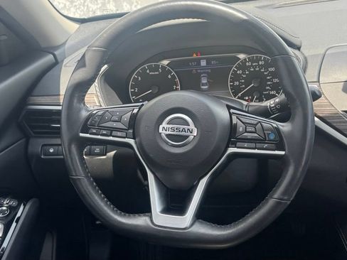 Used 2022 Nissan Altima 2.5 SL FWD image 14