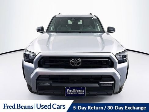 Used 2025 Toyota 4Runner SR5 AWD/4WD image 2
