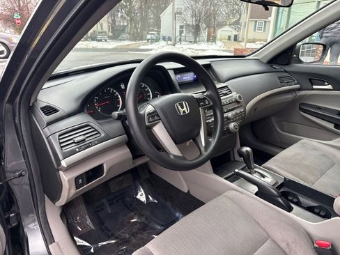 Used 2012 Honda Accord LX image 10