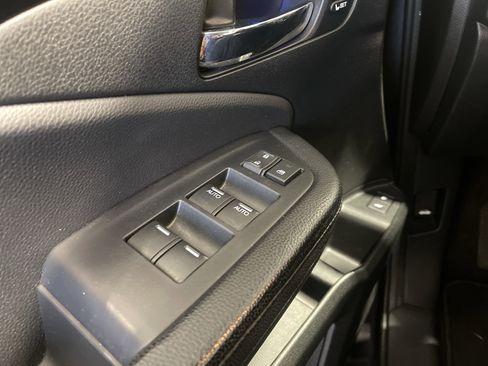 Certified 2017 Honda Pilot Touring image 23