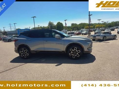 Certified 2023 Chevrolet Blazer RS w/ Enhanced Convenience Package AWD/4WD image 10