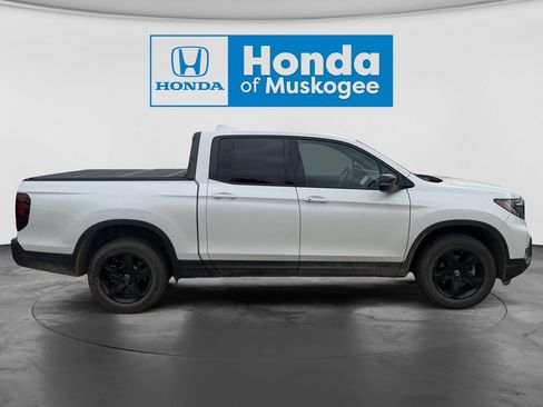 Used 2023 Honda Ridgeline Black Edition image 7
