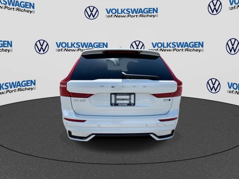 Used 2023 Volvo XC60 B5 Plus w/ Climate Package AWD/4WD image 5