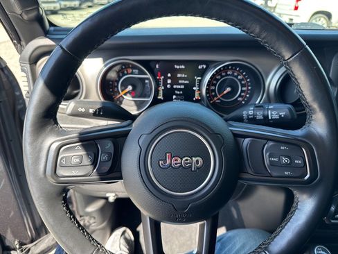 Used 2021 Jeep Wrangler Sport AWD/4WD image 8