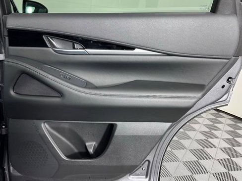 Certified 2025 INFINITI QX60 Pure image 29