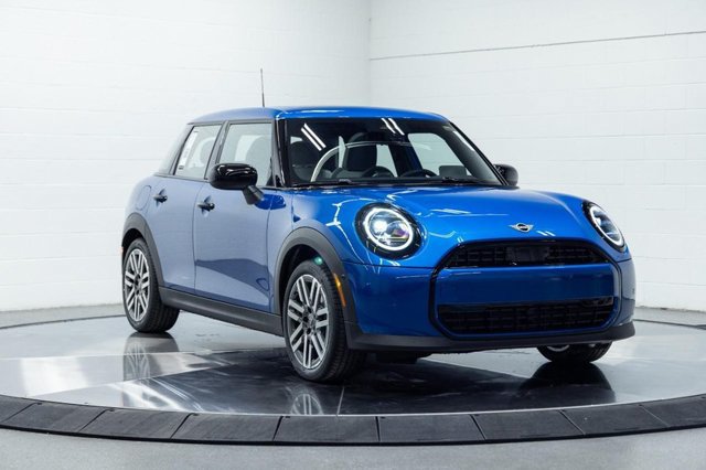 Certified 2026 MINI Cooper 4-Door Hardtop FWD image 4