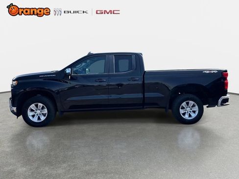Used 2020 Chevrolet Silverado 1500 LT w/ Trailering Package AWD/4WD image 6