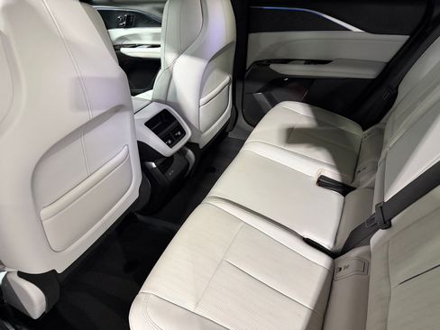Certified 2024 Cadillac Lyriq Luxury RWD image 23
