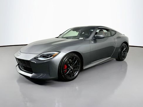Used 2024 Nissan Z Performance w/ Floor Mat Package RWD image 3