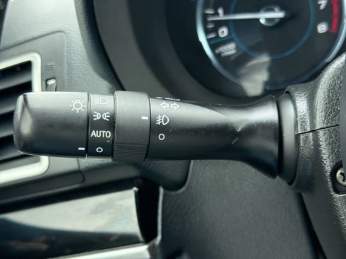 Used 2018 Subaru Forester 2.5i Limited image 29