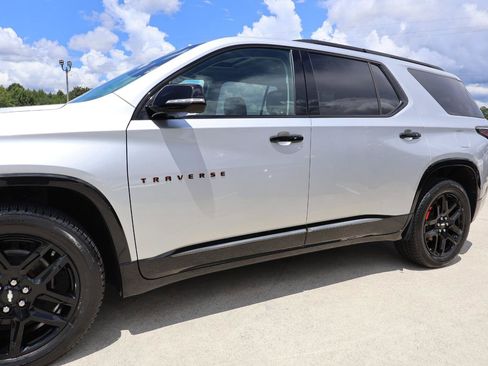 Used 2020 Chevrolet Traverse Premier w/ Redline Edition FWD image 34