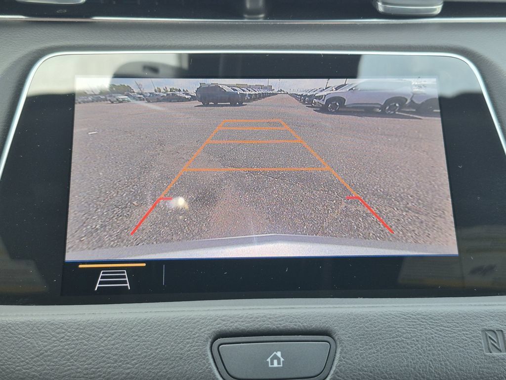 Used 2019 Cadillac XT4 Sport w/ Cold Weather Package AWD/4WD image 23