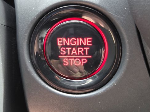 Certified 2025 Honda HR-V EX-L image 33