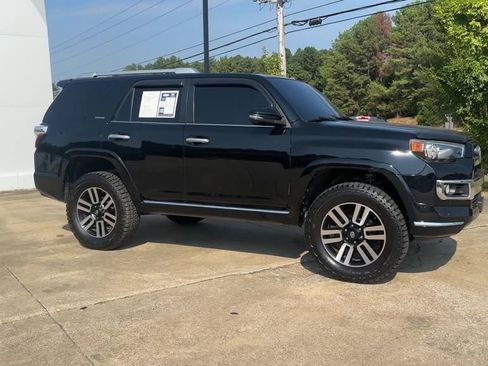 Used 2016 Toyota 4Runner Limited image 7