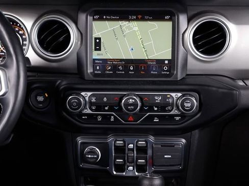 Used 2022 Jeep Wrangler Unlimited Sahara w/ Cold Weather Group image 37