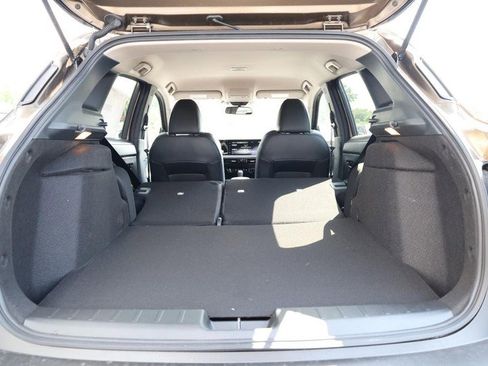 New 2025 Nissan Kicks SR image 9