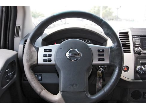 Certified 2018 Nissan Frontier SV RWD image 13