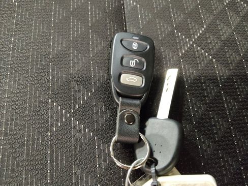 Used 2023 Kia Rio S FWD image 32