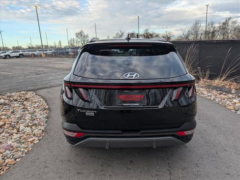 Used 2023 Hyundai Tucson Limited image 3