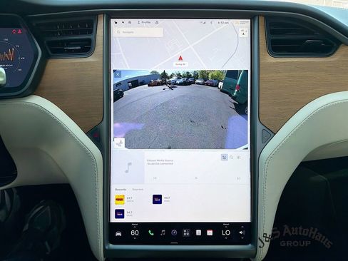 Used 2020 Tesla Model X Long Range AWD/4WD image 19
