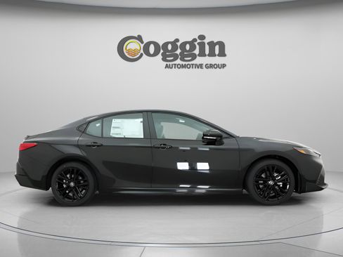 New 2026 Toyota Camry SE image 22