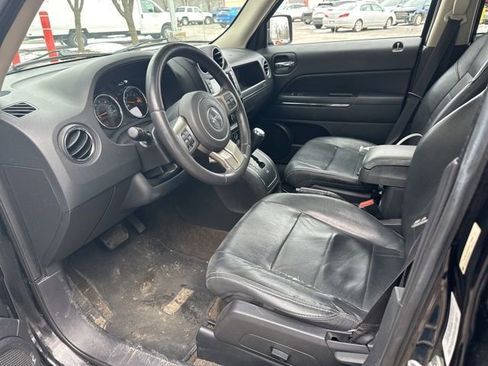 Used 2014 Jeep Patriot Limited w/ Sun/Sound Group image 9