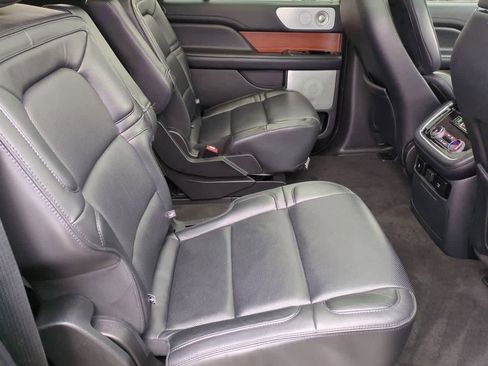 Used 2019 Lincoln Navigator L Reserve w/ Cargo Package image 21