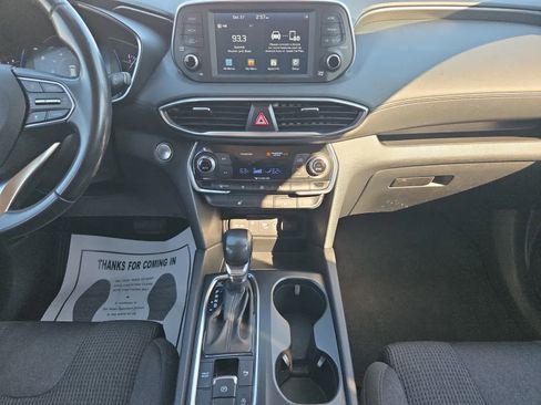 Used 2020 Hyundai Santa Fe SEL w/ Convenience Package image 11