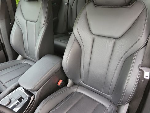 Used 2024 BMW X3 sDrive30i RWD image 11