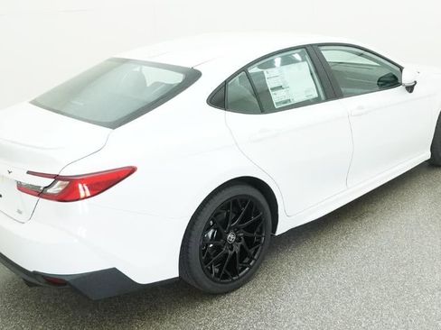 New 2026 Toyota Camry SE FWD image 9