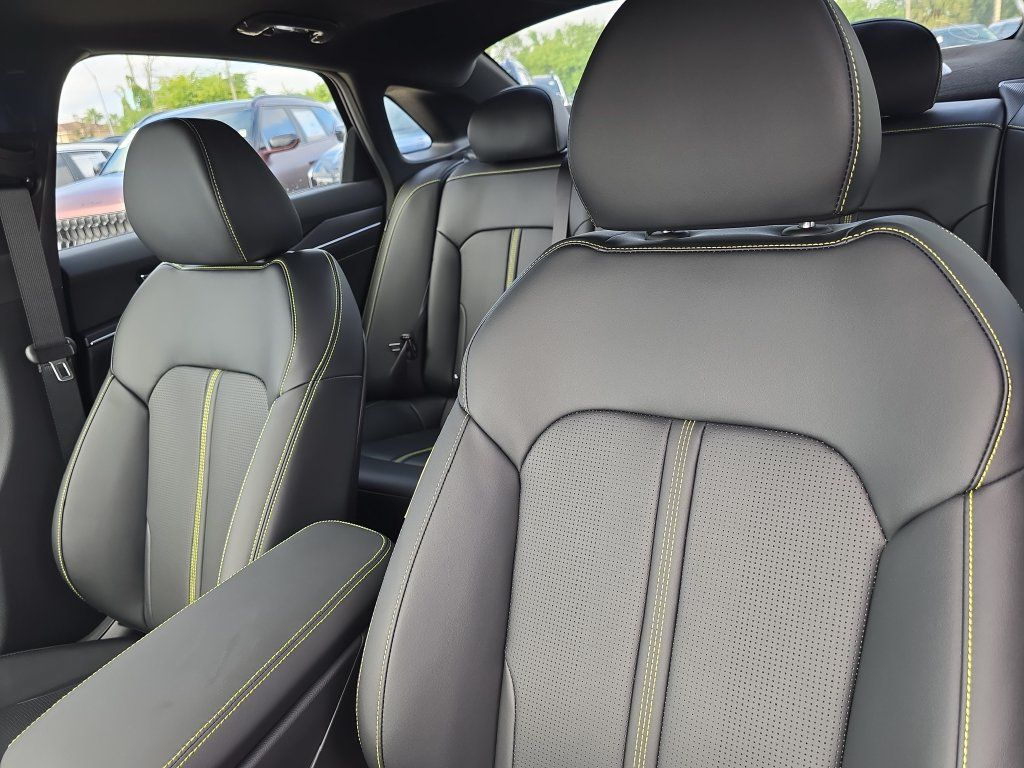 New 2027 Kia K5 GT FWD image 21