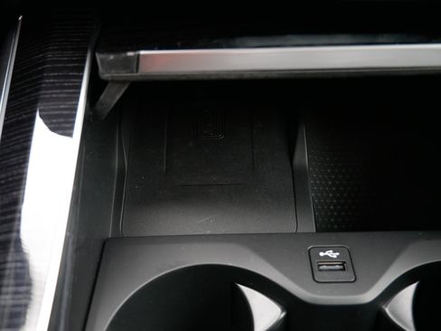 Used 2026 BMW X5 xDrive40i w/ M Sport Package image 30