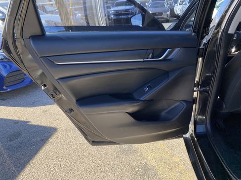 Used 2019 Honda Accord LX image 19