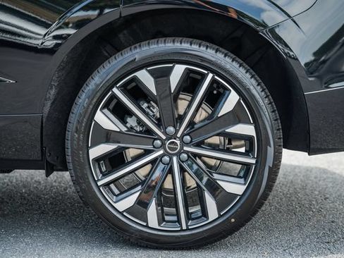 New 2026 Volvo XC60 T8 Ultra w/ Protection Package Premier AWD/4WD image 18