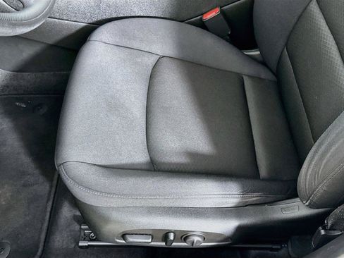 Used 2023 Chevrolet Malibu LT FWD image 19