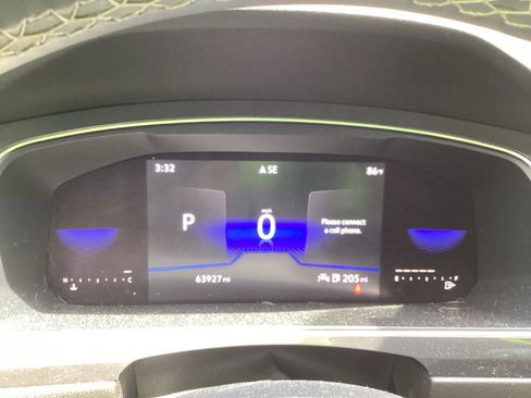 Used 2022 Volkswagen Tiguan SE FWD image 11