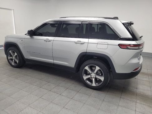 Used 2022 Jeep Grand Cherokee Limited 4xe w/ Luxury Tech Group II AWD/4WD image 3
