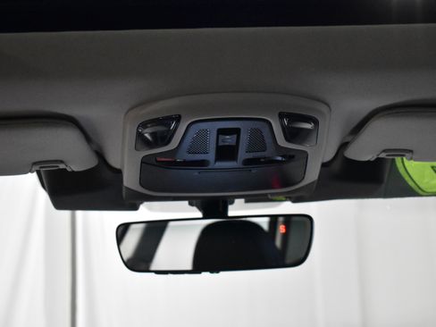 Used 2025 Subaru Outback Limited image 29