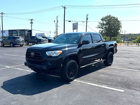 Used 2020 Toyota Tacoma SR w/ SR Convenience Package RWD image 2