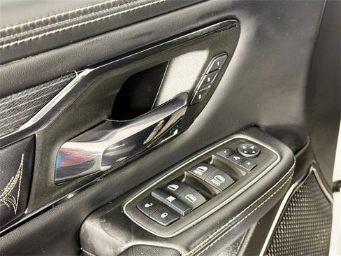 Used 2022 RAM 1500 Limited w/ Body-Colour Bumper Group image 17