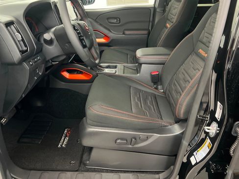 New 2026 Nissan Frontier PRO-4X w/ Pro-4x Convenience Package AWD/4WD image 17