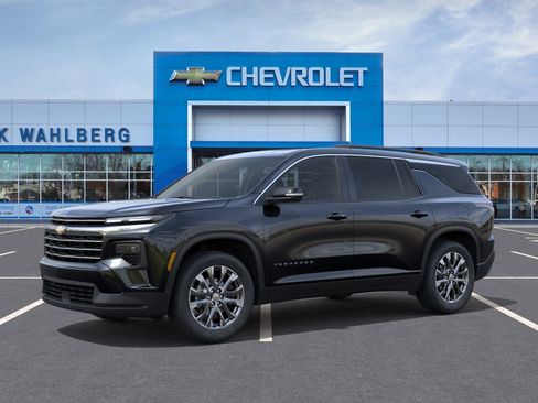New 2026 Chevrolet Traverse LT w/ Sun and Wheel Package FWD image 26