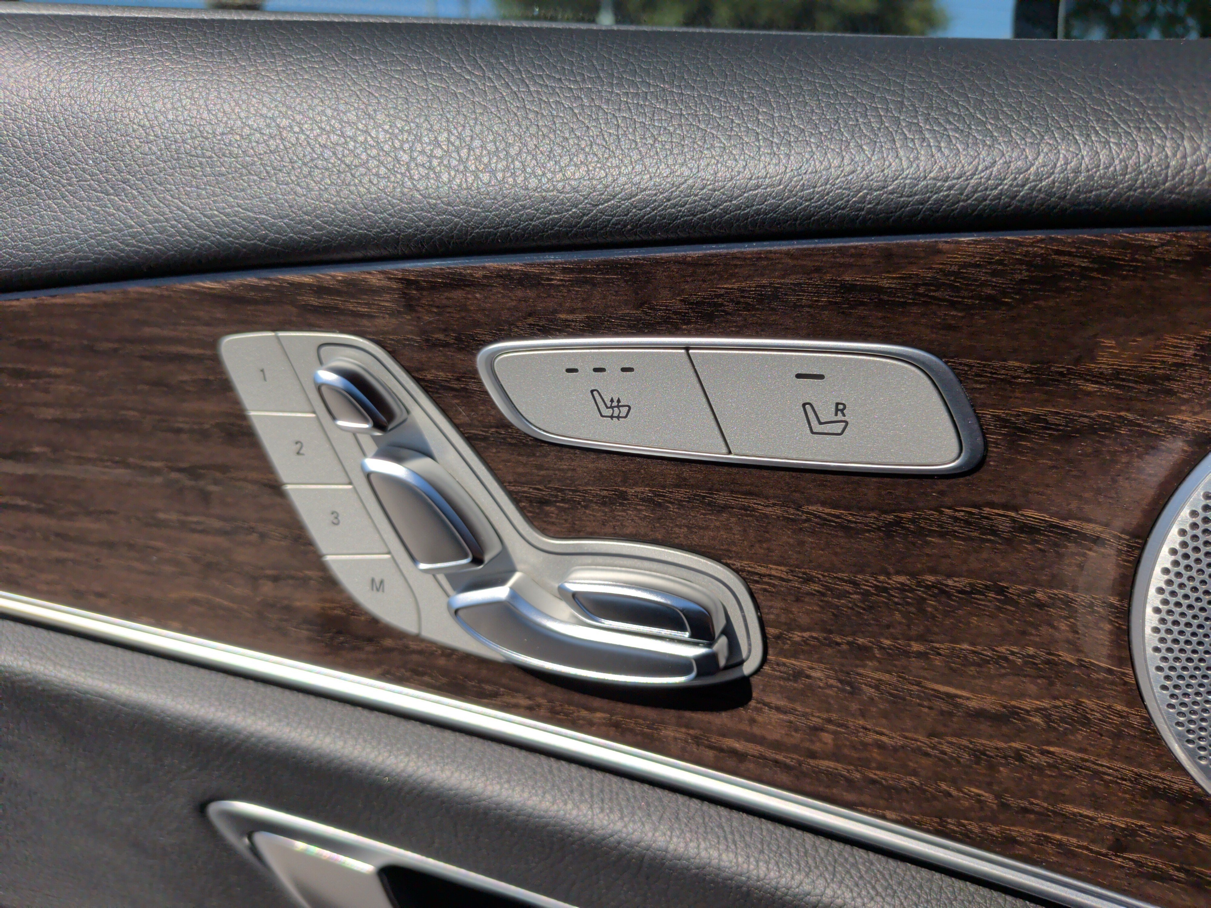 Used 2019 Mercedes-Benz E 300 image 30