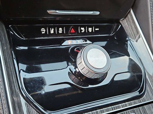 Used 2022 Jeep Wagoneer Series II image 32