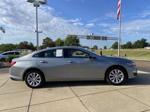 Used 2024 Chevrolet Malibu LT FWD image 13