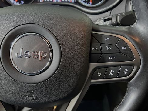 Used 2020 Jeep Cherokee High Altitude image 20