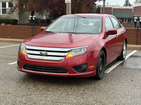 Used 2011 Ford Fusion SE image 4