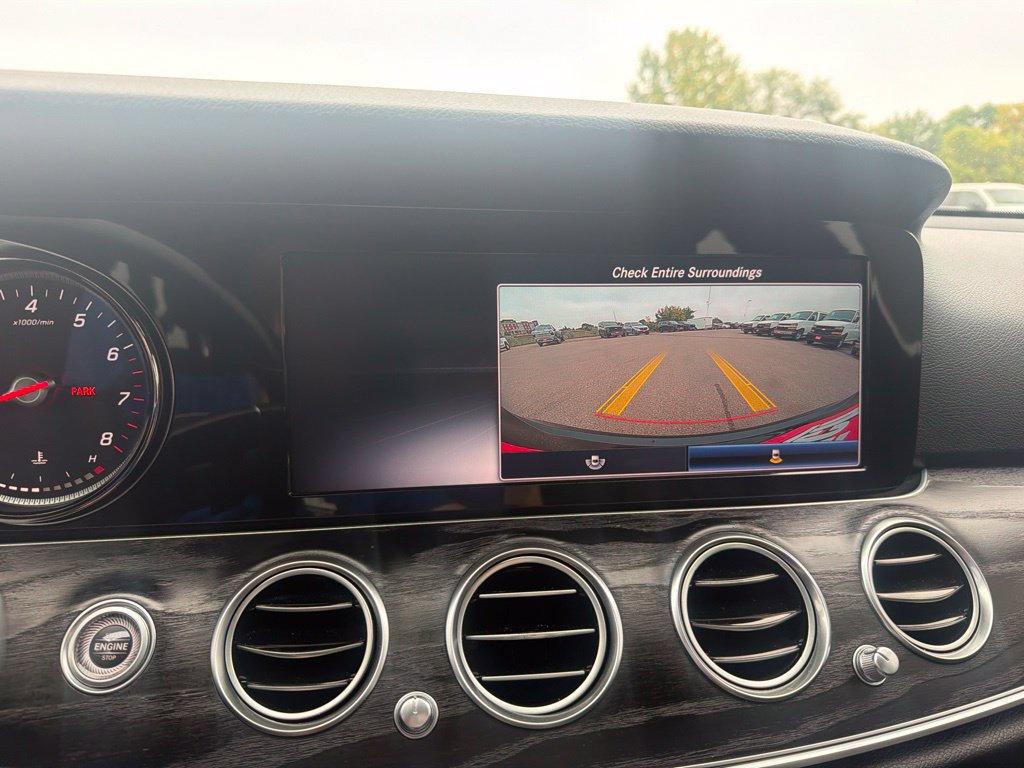 Used 2019 Mercedes-Benz E 300 4MATIC image 16